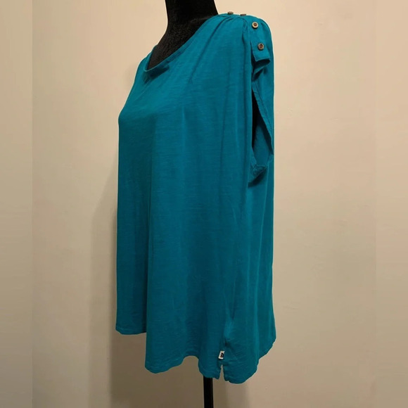 THE NORTH FACE Cap Sleeve Button on Shoulders‎ Shirt in Teal - Picture 2 of 8